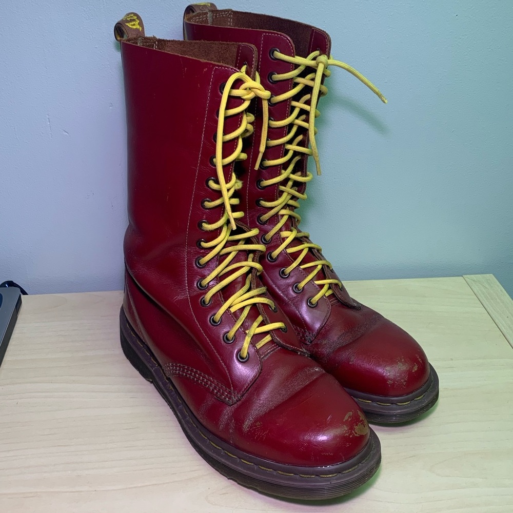 1914 Vintage Dr. Martens Ox Blood 14 hole boots Mad in England (US10 / UK 9)